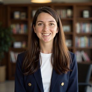 Photo of Clare Hawley